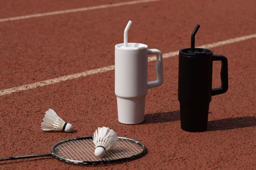 BERN - Recycled Stainless Steel Tumbler with Reusable Straw - White - Image 2