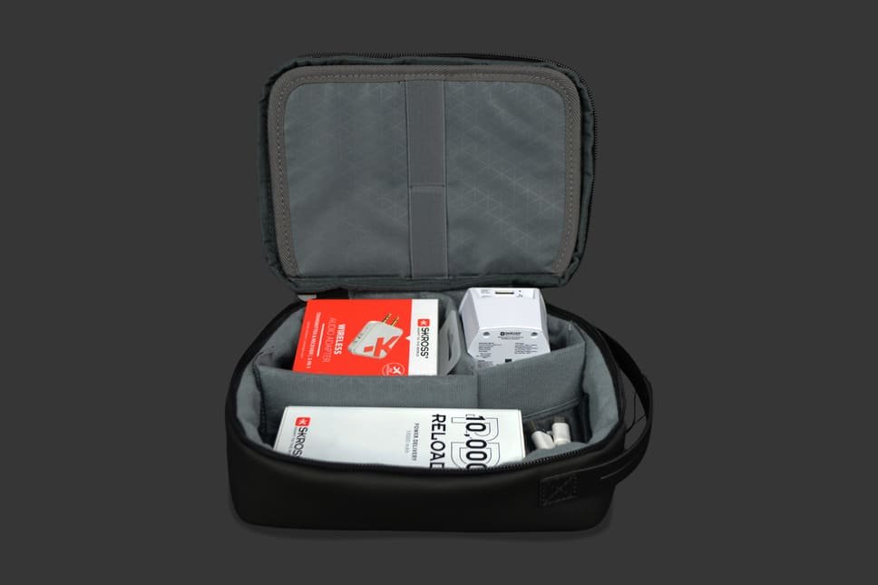 SKROSS - Gift Set of Powerbank, Audio Adapter & Travel Adapter - Image 3
