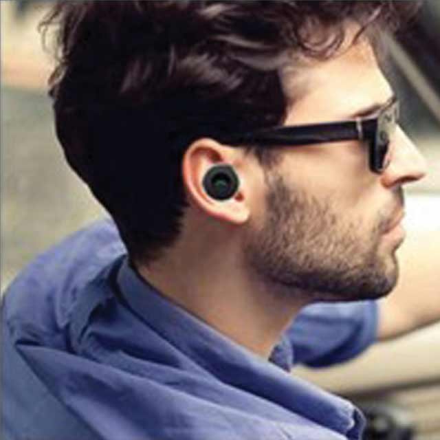 FYCAR - @memorii Car Charger With Bluetooth Earbud - Image 4
