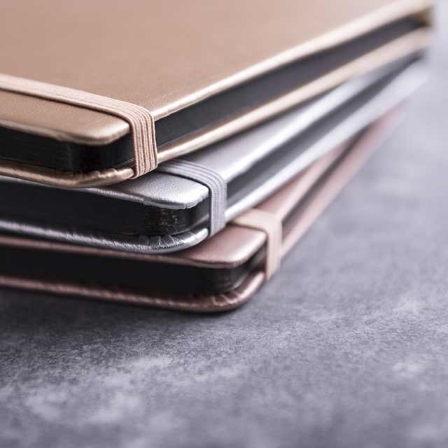 PU A5 Notepad In Metallic Silver Color - Image 6