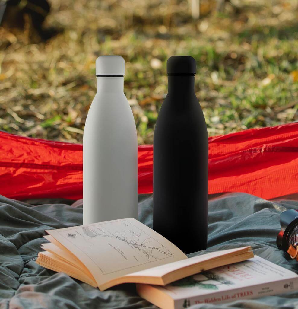 VALENCE - Soft Touch lnsulated Water Bottle - 1L - White - Image 2