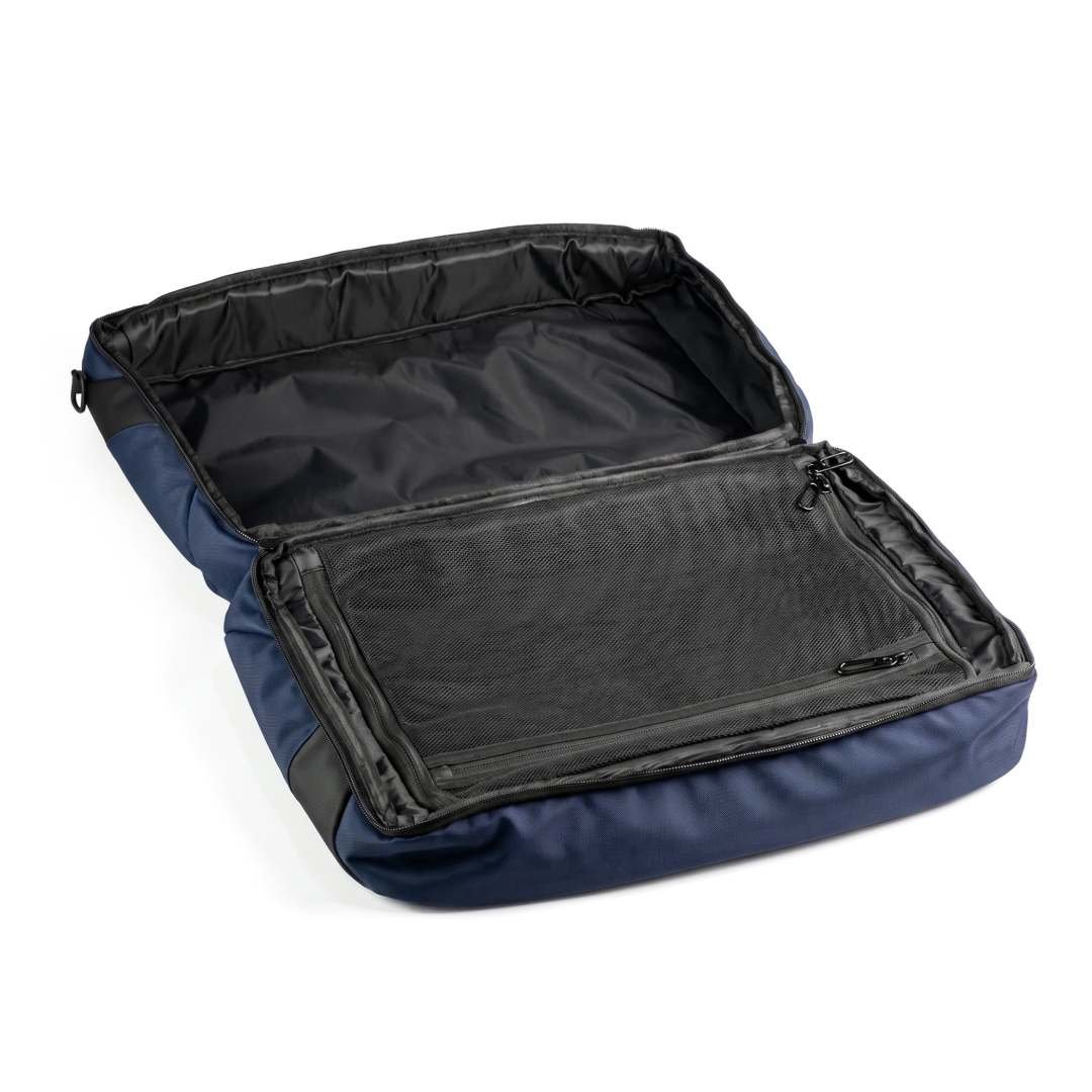 WALDEN Travel Sports Duffle Bag Navy Blue - Image 3